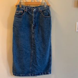 Vintage / 90s Calvin Klein midi denim skirt - size 12